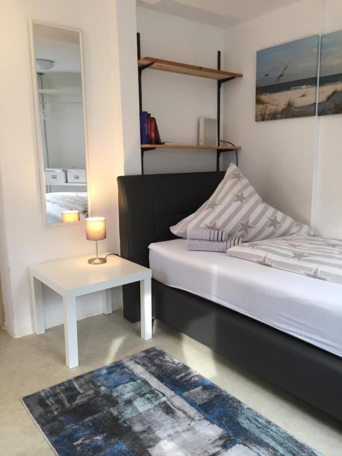 Ein Gemuetliches Zimmer An Der Schweizer Grenze Bietingen Exterior foto